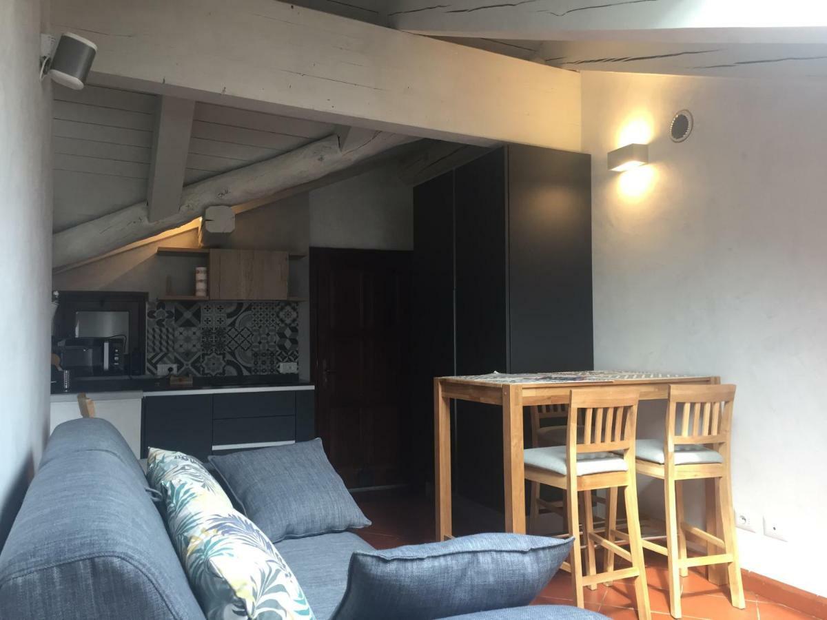 La Petite Maison De Julie Aosta Exteriör bild